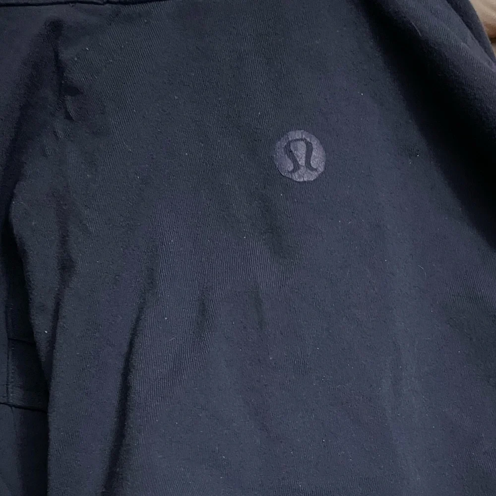 Lululemon Men’s Full Zipper Sweater